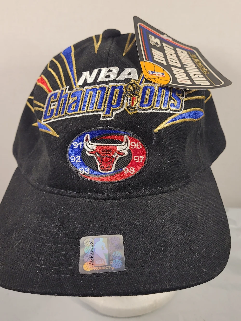 Vintage 1990s Chicago Bulls NBA Champions Locker Room Hat Starter  NWT